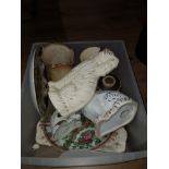 A BOX CONTAINING 2 STAFFORDSHIRE STYLE DOGS AND VASES ETC