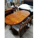 REPRODUCTION TABLE AND 4 CHAIRS