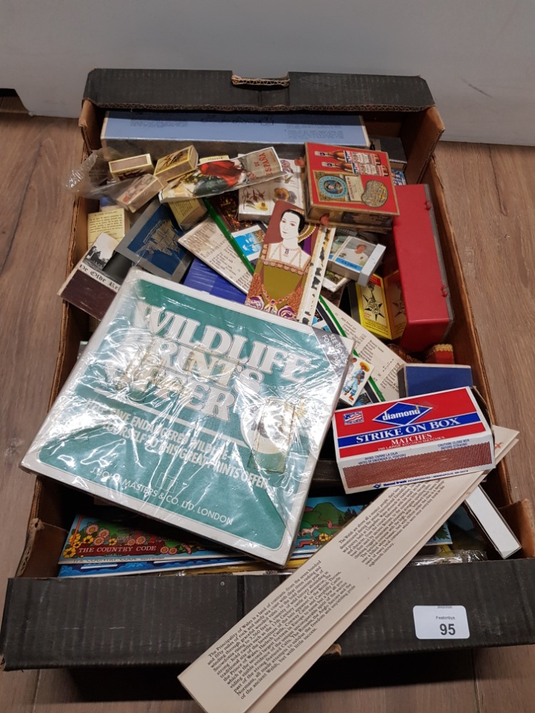 BOX CONTAINING A LARGE QUANTITY OF VINTAGE AND NOVELTY MATCHES
