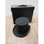 VINTAGE G A DUNN AND CO GENTLEMANS TOP HAT WITH ORIGINAL BOX IN EXCELLENT CONDITION