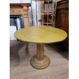 CIRCULAR TOPPED SNAP TOP PEDESTAL TABLE.