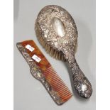 HALLMARKED BIRMINGHAM SILVER 1984 BRUSH AND COMB SET