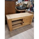 MODERN PINE ENTERTAINMENT UNIT