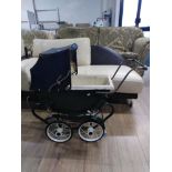 1950S TO 1960S CHILD'S PLAY PRAM