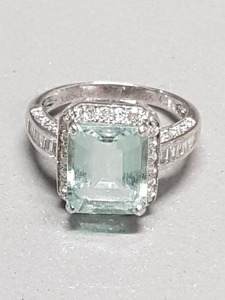 9CT WHITE GOLD AQUAMARINE AND DIAMOND RING SIZE L 1/2 GROSS WEIGHT 4.8G