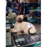 VINTAGE BESWICK SIAMESE CAT ORNAMENT