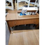 TEAK EFFECT BASED SINGER SEWING MACHINE