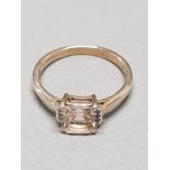 10CT YELLOW GOLD PRINCESS CUT CUBIC ZIRCONIA RING SIZE P 1/2 GROSS WEIGHT 2.2G