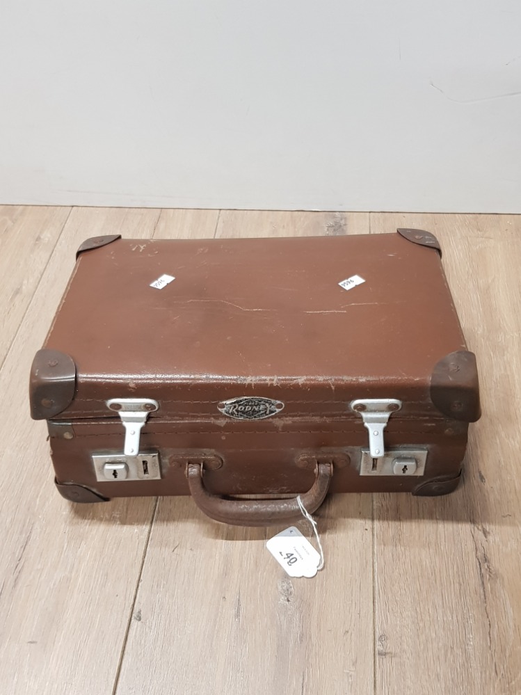 VINTAGE RODNEY BRIEFCASE CONTAINING VINTAGE FIRST AID EQUIPMENT - Image 2 of 2
