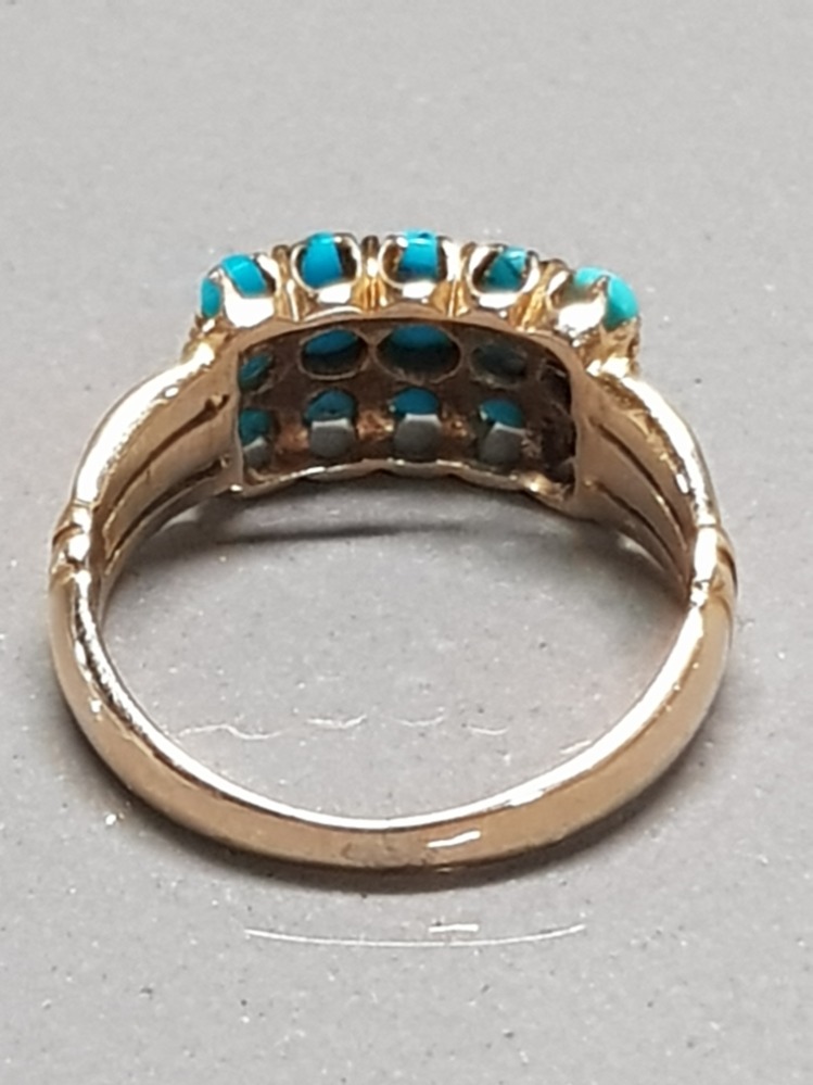 18CT YELLOW GOLD 3 ROW TURQUOISE RING SIZE N GROSS WEIGHT 4.9G - Image 3 of 3
