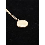 9CT GOLD ROUND LOCKET AND DIAMOND CUT BELCHER CHAIN 6.8G