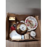 A BOX CONTAINING ASSORTED TIME PIECES INCLUDED PORTHOLE CLOCK ETC