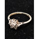 9CT WHITE GOLD 7 STONE CLUSTER RING SIZE M 1.6G