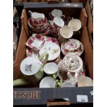 A BOX CONTAINING ROYAL ALBERT OLD ENGLISH ROSE ETC