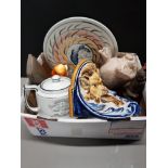 BOX OF MISCELLANEOUS ITEMS INCLUDES HEDGELEY 1923 SEMI JUBILEE TEAPOT AND PIG BUST MIDDLE WHITE