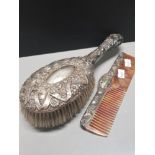 HALLMARKED BIRMINGHAM SILVER 1984 BRUSH AND COMB SET