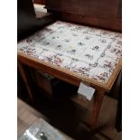 DUTCH OCCASIONAL TABLE WITH DECORATIVE DELFT TILE TOP