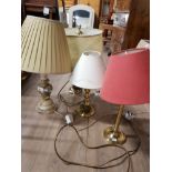 3 BRASS TABLE LAMPS AND SHADES TOGETHER WITH DECORATIVE MARBLE BASED TABLE LAMP