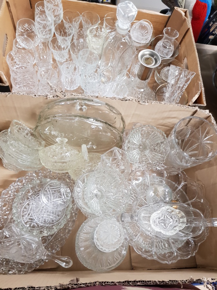 2 BOXES OF MISCELLANEOUS CUT CRYSTAL GLASS