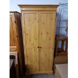 MODERN PINE EFFECT DOUBLE DOOR WARDROBE