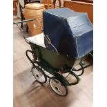 1950S TO 1960S CHILDS PLAY PRAM