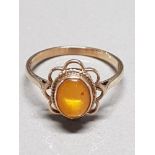 9CT GOLD YELLOW STONE RING SIZE N GROSS WEIGHT 1.8G