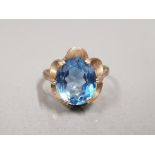 9CT WHITE GOLD OVAL BLUE STONE RING 3.5G SIZE M