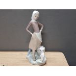 LLADRO FIGURE 4682 GIRL WITH MILK BUCKET AND GOOSE WITH ORIGINAL BOX