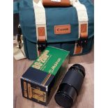 MAKINON 80-200MM MACRO FOCUSING ZOOM LENS WITH BOX AND ALSO INCLUDES CANON CARRY BAG