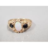 9CT GOLD SAPPHIRE AND OPAL RING 3G SIZE L