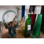 2 PIECES OF MURANO COCKEREL AND BASKET TOGETHER WITH 8 PIECES OF COLOURED GLASS