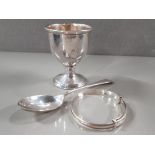 HALLMARKED 1963 BIRMINGHAM SILVER CHRISTENING SET PLUS SILVER BANGLE HOUSED IN ORIGINAL BOX 41.9G