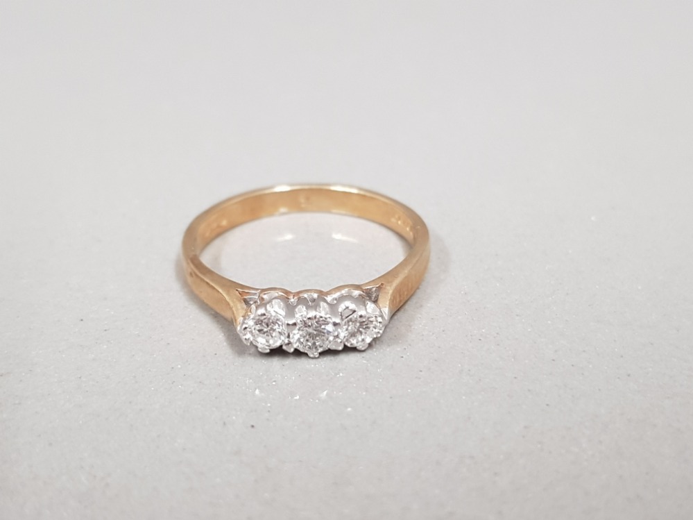 9CT GOLD 3 STONE DIAMOND RING 1.9G SIZE L1/2