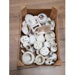 TRAY OF APPROXIMATELY 18 PIECES OF CRESTED WARE TO INCLUDE MINI SHAKING MUGS PUZZLE JUG GEMMA