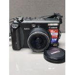 CANON POWER SHOT G5 5 MEGA PIXEL CAMERA WITH CARRY BAG