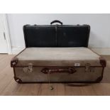 2 VINTAGE SUITCASES