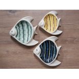 3 PIECES OF HORNSEA POTTERY MURAMIC FISH DISHES BY JOHN CLAPPISON