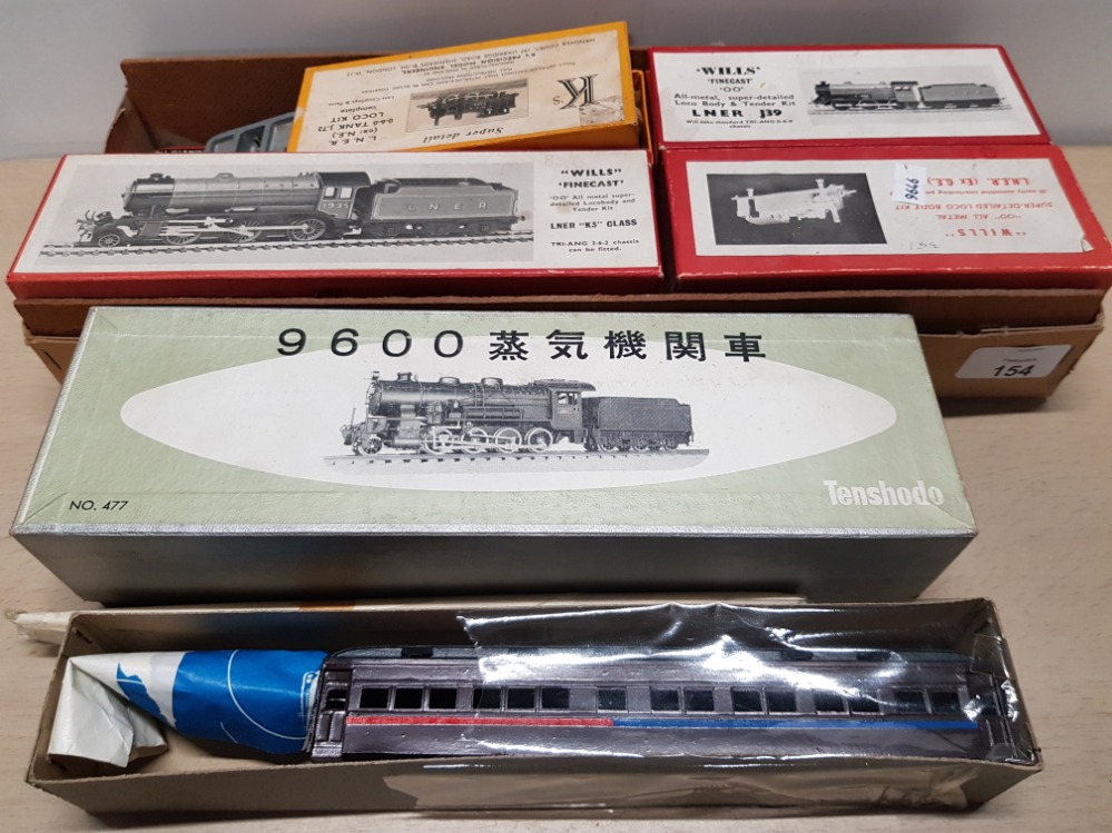 QUANTITY OF ORIENTAL TRAIN ENGINES AND WILLS FINECAST ENGINES BOXED