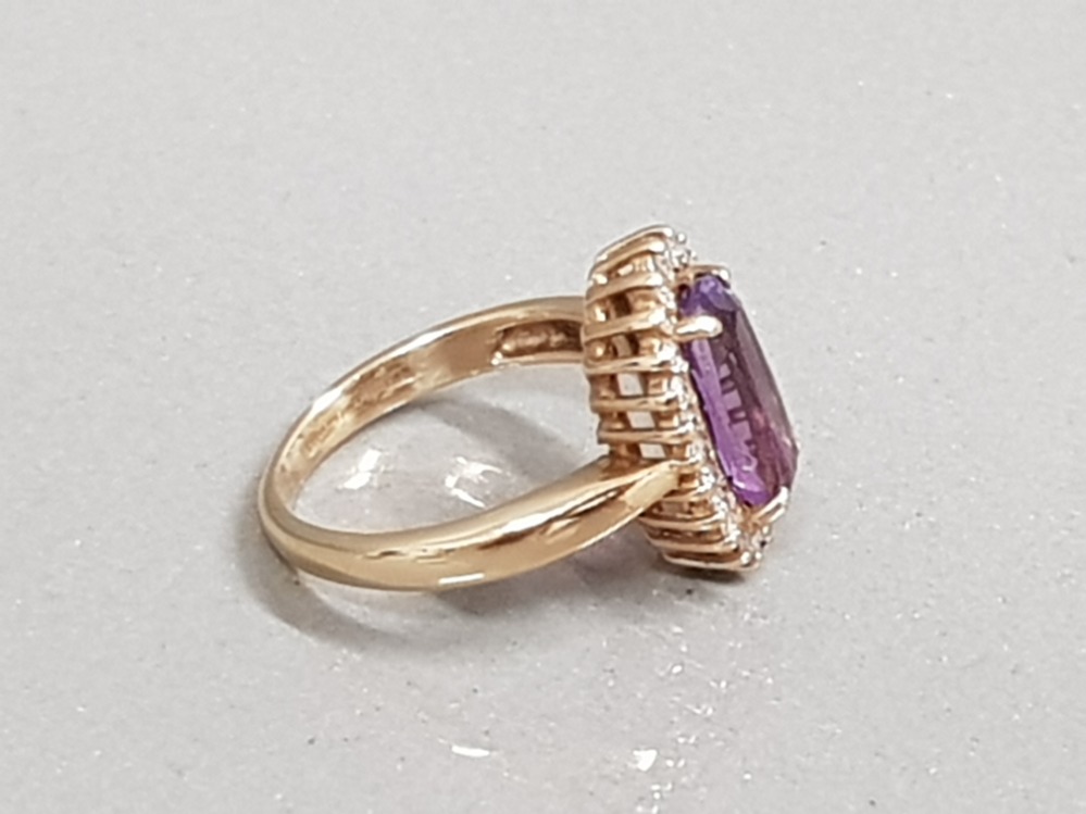 9CT GOLD AMETHYST AND CZ OVAL RING 3G SIZE H - Image 2 of 2