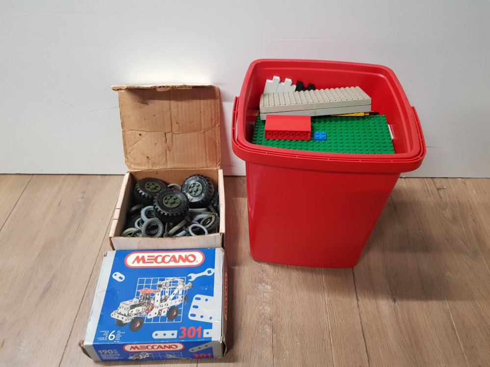 A BOX OF ASSORTED LEGO TOGETHER WITH MECCANO 301