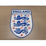 CAST METAL 3 LIONS ENGLAND CREST