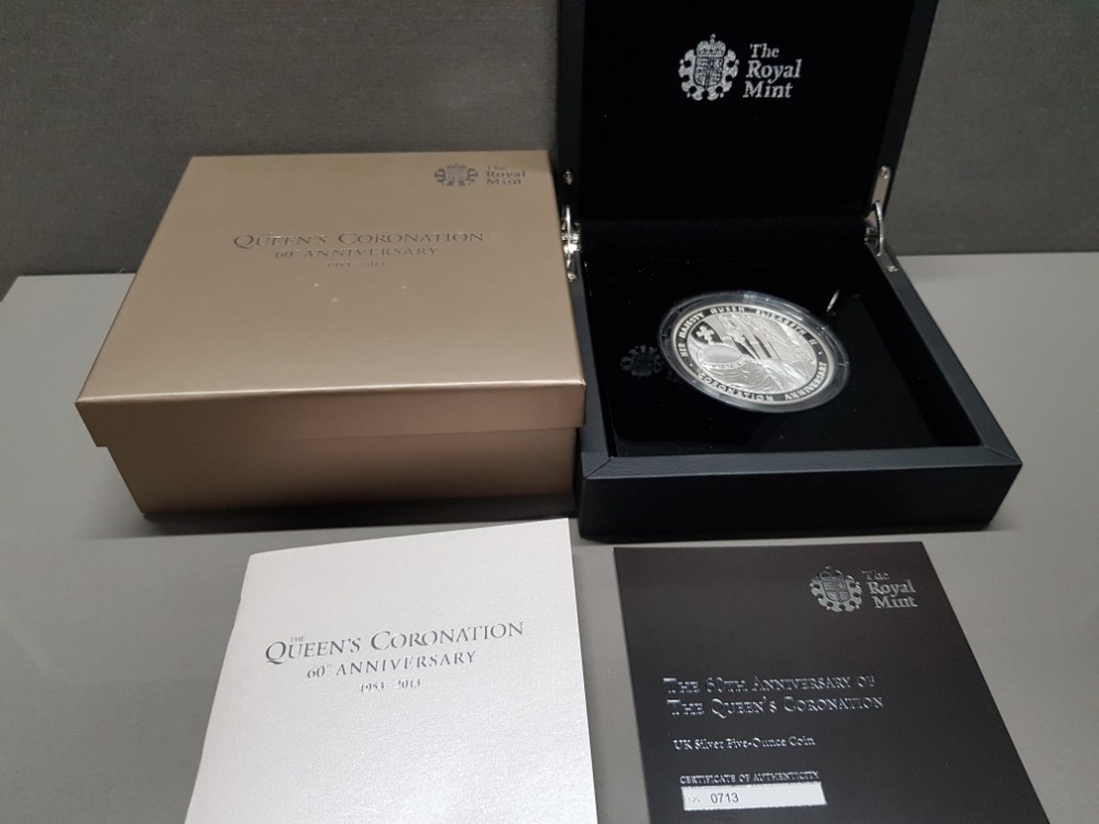 UK 2013 ROYAL MINT CASED 5OZ SILVER 10 POUND COIN TO COMMEMORATE THE 60TH ANNIVERSARY OF THE - Image 2 of 2