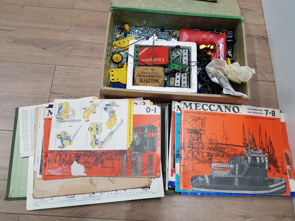 BOX OF VINTAGE MECCANO TOGETHER WITH FOLDER CONTAINING MECCANO DESIGNS AND INSTRUCTIONS