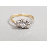 18CT GOLD & PLATINUM 3 STONE DIAMOND TWIST RING 2.2G SIZE N