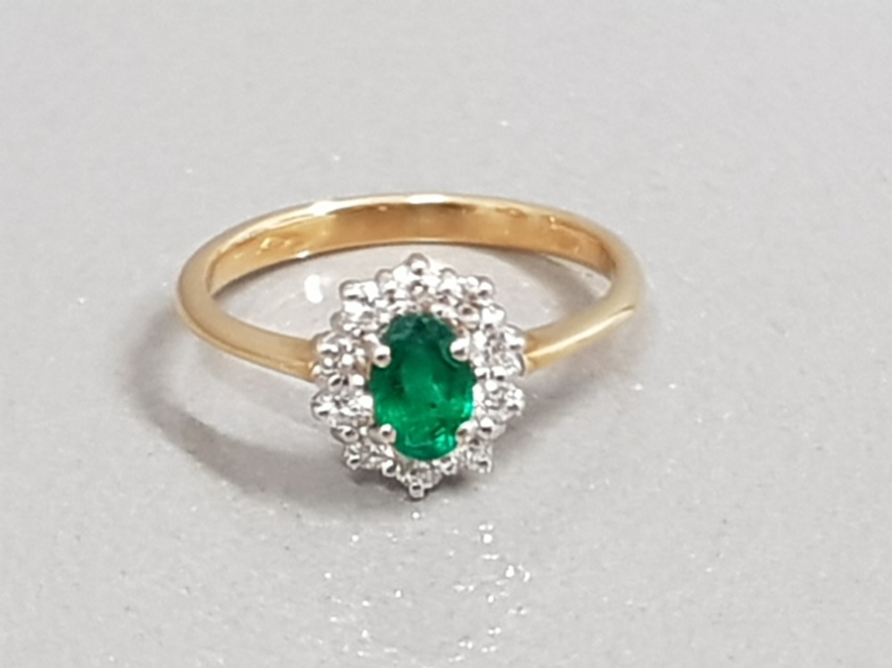 18CT GOLD EMERALD AND DIAMOND CLUSTER RING 2.2G SIZE K1/2