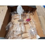 A BOX OF ASSORTED GLASS WARE INC CUT CRYSTAL WINE GLASSES ETC