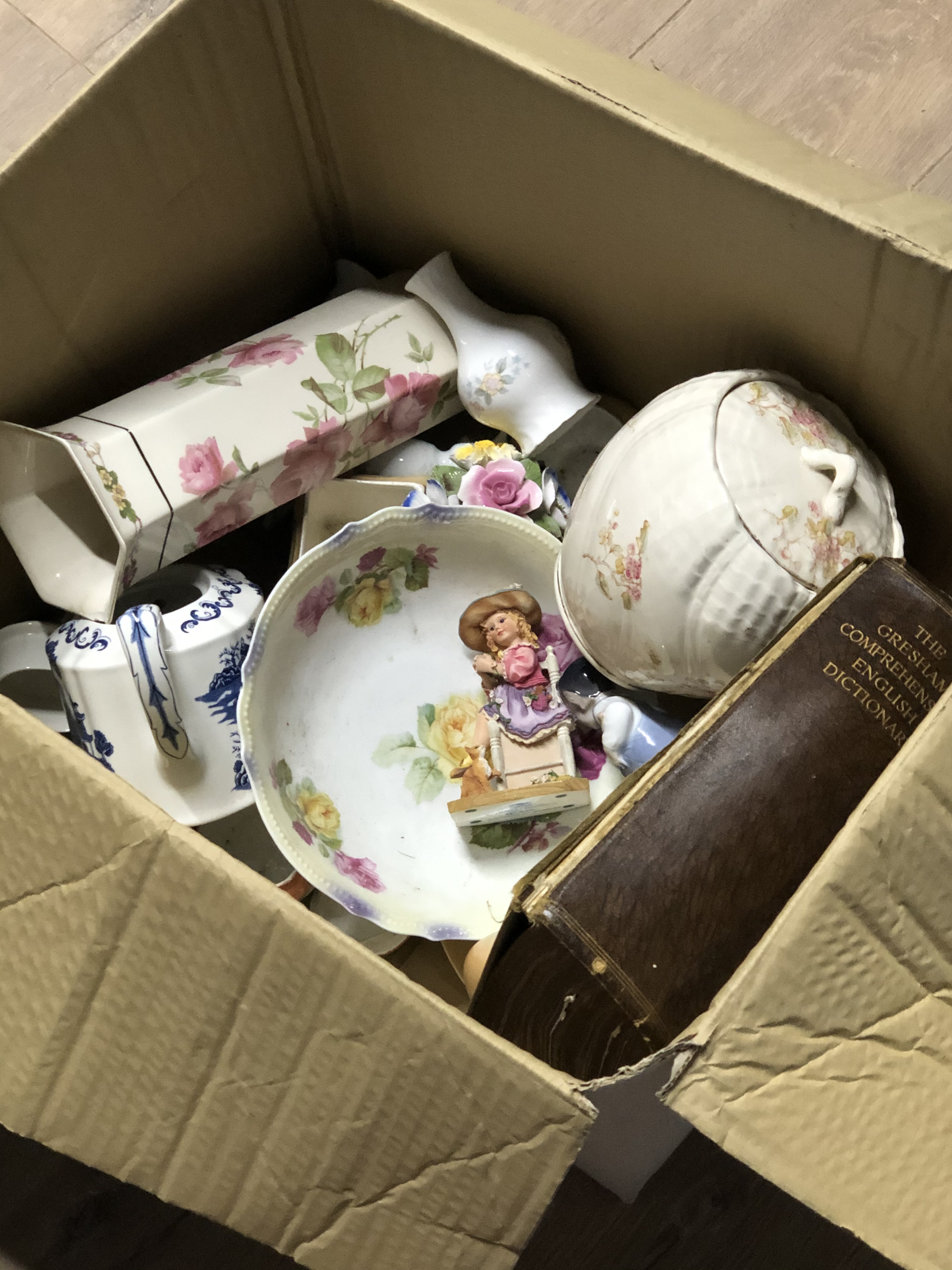 A BOX OF MISCELLANEOUS INC RINGTONS ROYAL WORCESTER AND ROYAL STRATFORD ETC