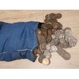 APPROXIMATELY 1000 UK QUEEN VICTORIA OLD PENNIES INCLUDES A FEW HALF PENNIES 8.7 KILOS IN WEIGHT