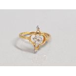 18CT GOLD DIAMOND FLOWER RING 2.2G SIZE P