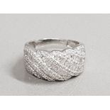 18CT WHITE GOLD BAGUETTE DIAMOND BAND APX 1CT 6.6G SIZE P